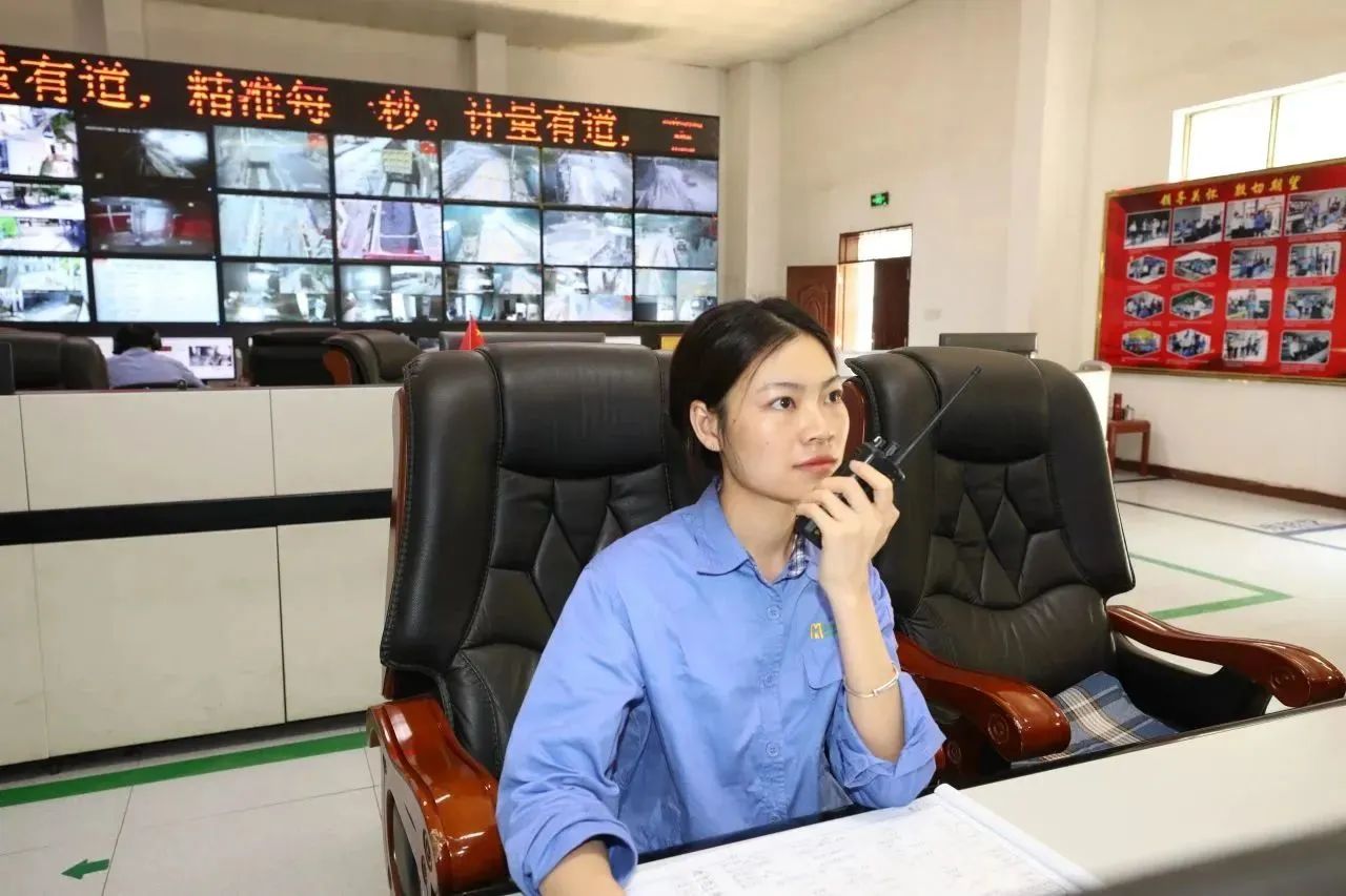 �¾�������ʵ�� ��˹�ؿ�չ�����ʸ�Ů�ڡ�ϵ�л3_20240309154103.jpg