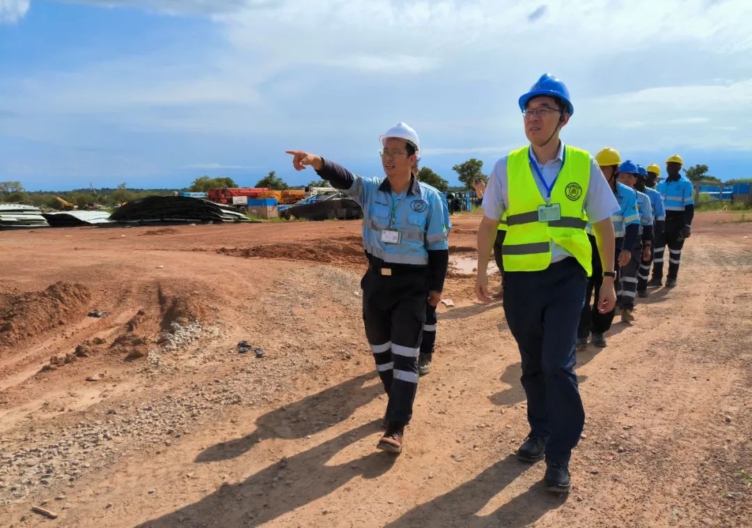 ��˹���ܲ����ڸ�����﮿���Ŀ��չ�ֳ�����