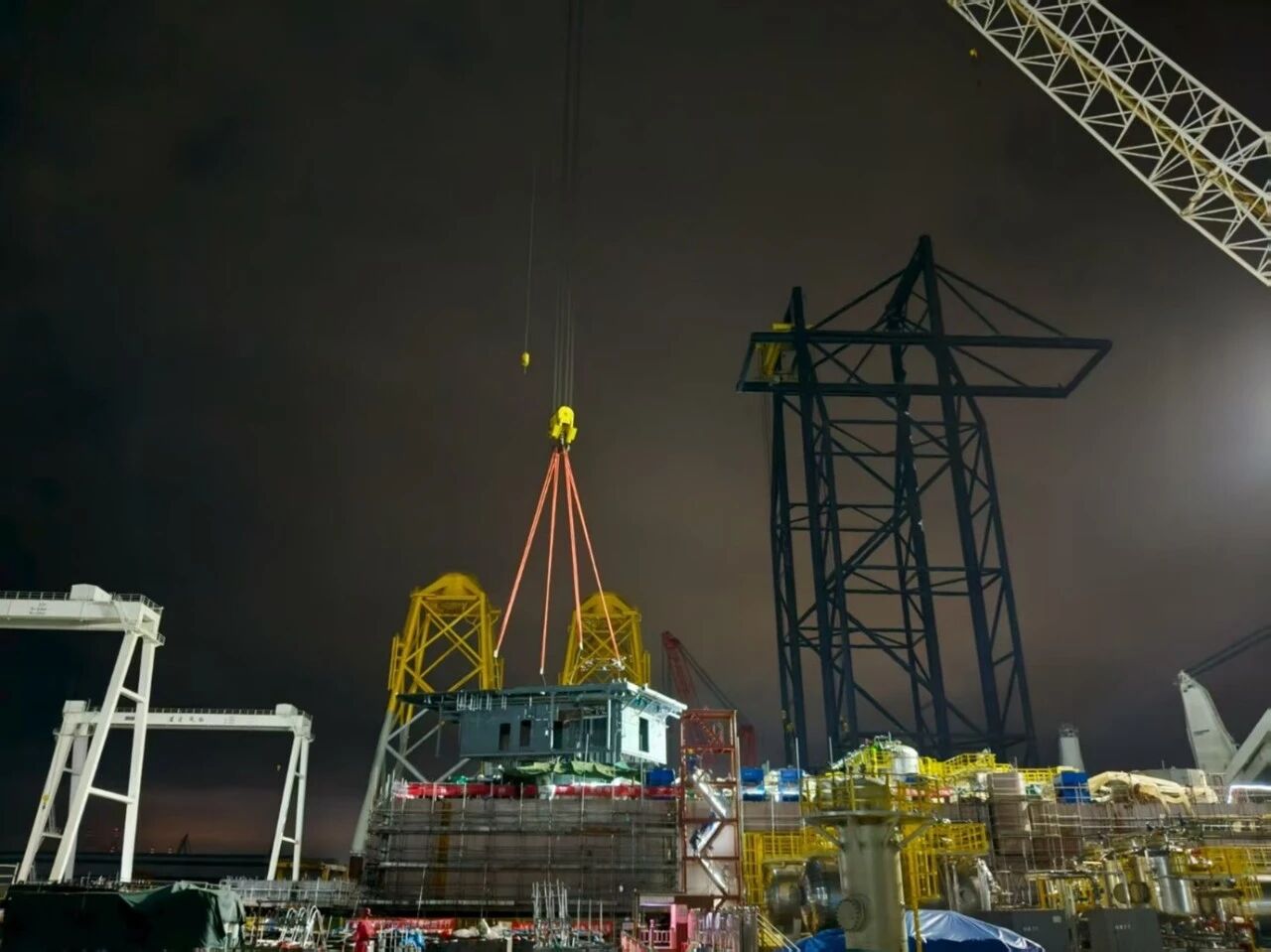 ��������һֱЪ һ�߷�ս�Լ����������ʯ�����10-3��������ƽ̨�����ֳ���ʵ